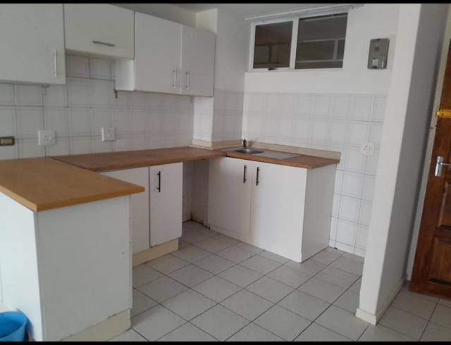 2 BEDROOM PROPERTY TO RENT IN SOUTH BEACH